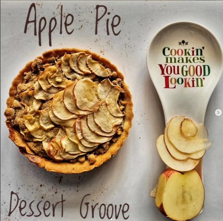 Apple Pie with Streusel